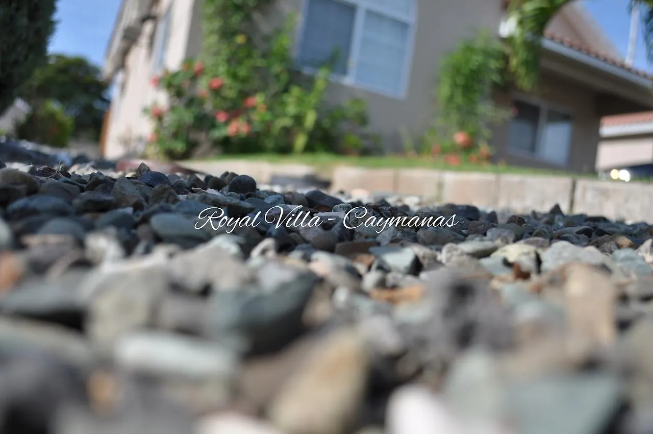 Royal Villa, Caymanas Country Club Spanish Town
